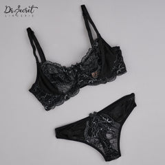 مجموعة حمالة صدر دانتيل غامضة