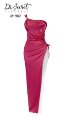 فستان ساتان طويل ساحر