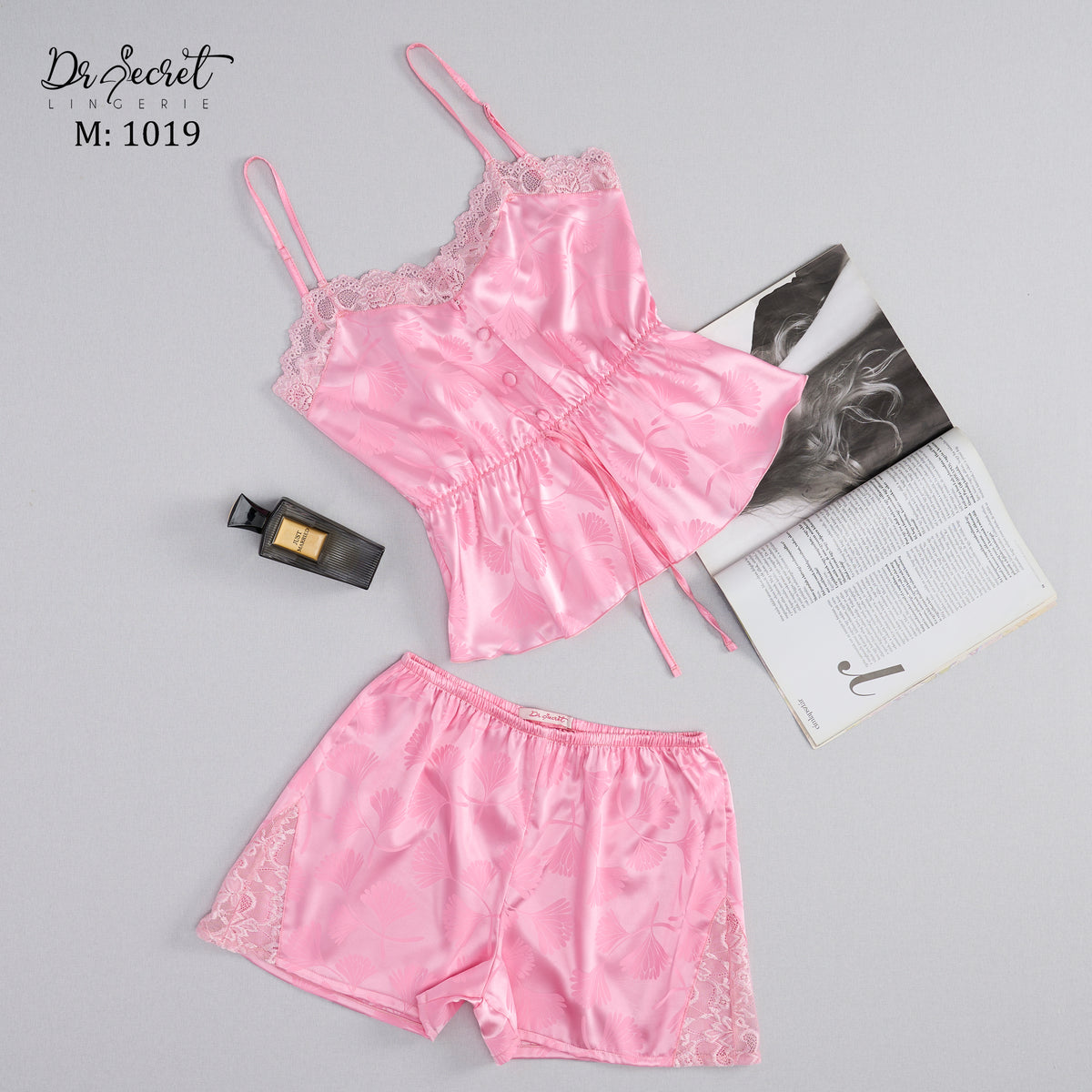 Shiny day satin set
