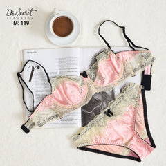 Lace Bra & Panty Set